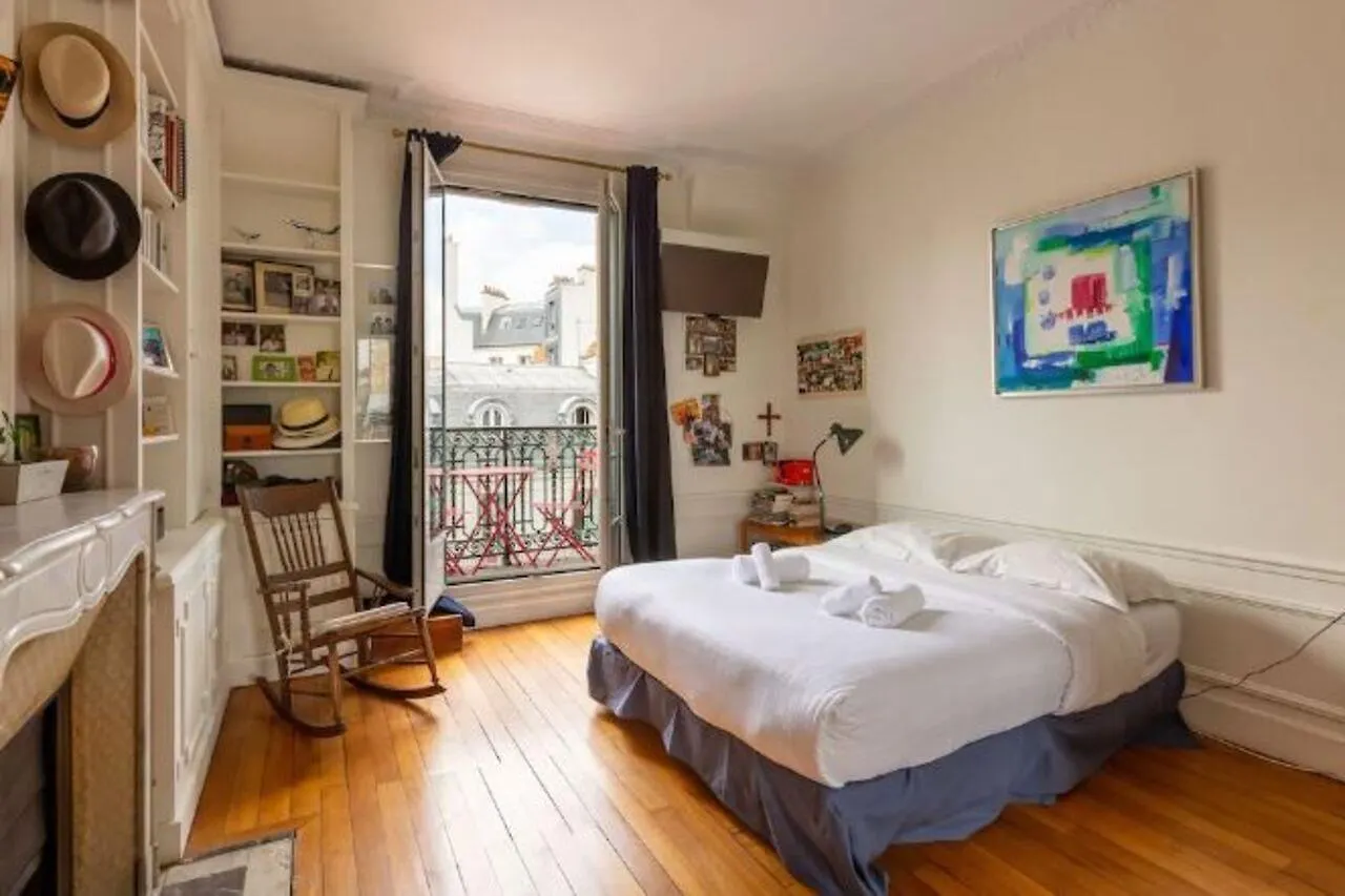 דירות פריז Balcony Bliss Steps From The Bois De Boulogne